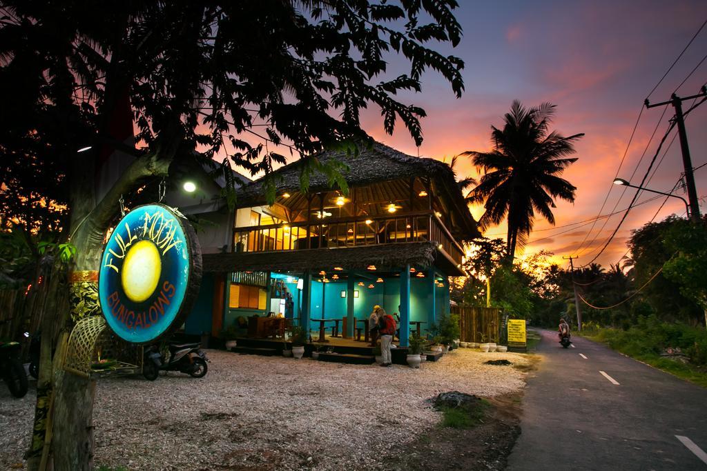 Full Moon Hostel Нуса Пенида Екстериор снимка