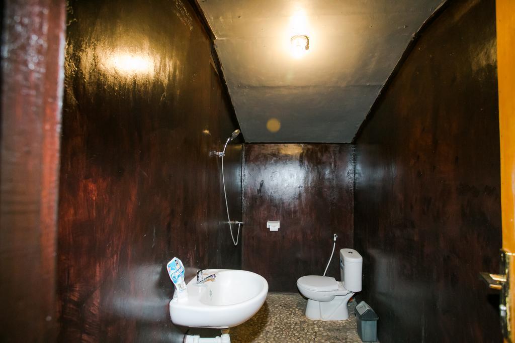 Full Moon Hostel Нуса Пенида Екстериор снимка