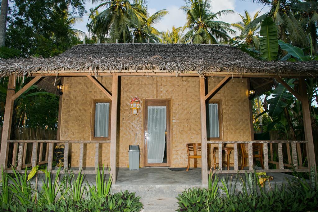 Full Moon Hostel Нуса Пенида Екстериор снимка
