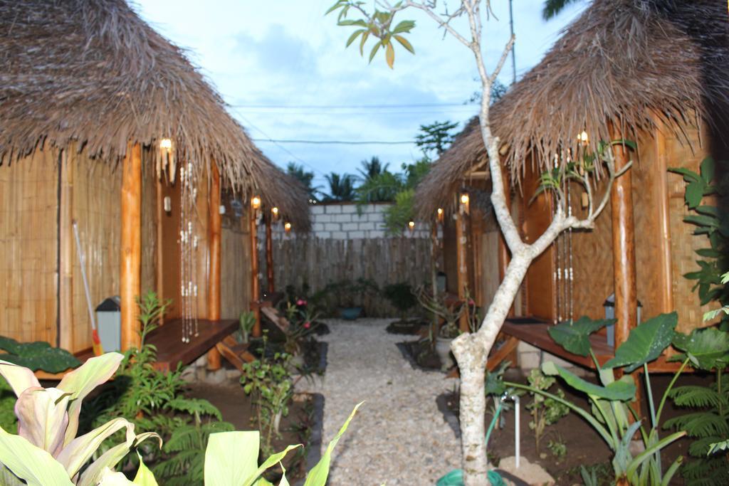 Full Moon Hostel Нуса Пенида Екстериор снимка