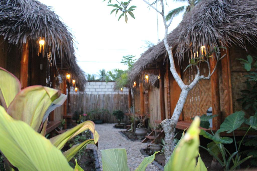 Full Moon Hostel Нуса Пенида Екстериор снимка