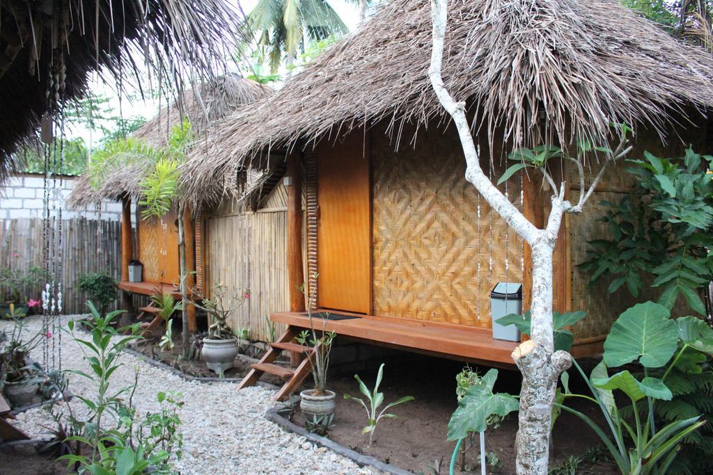Full Moon Hostel Нуса Пенида Екстериор снимка