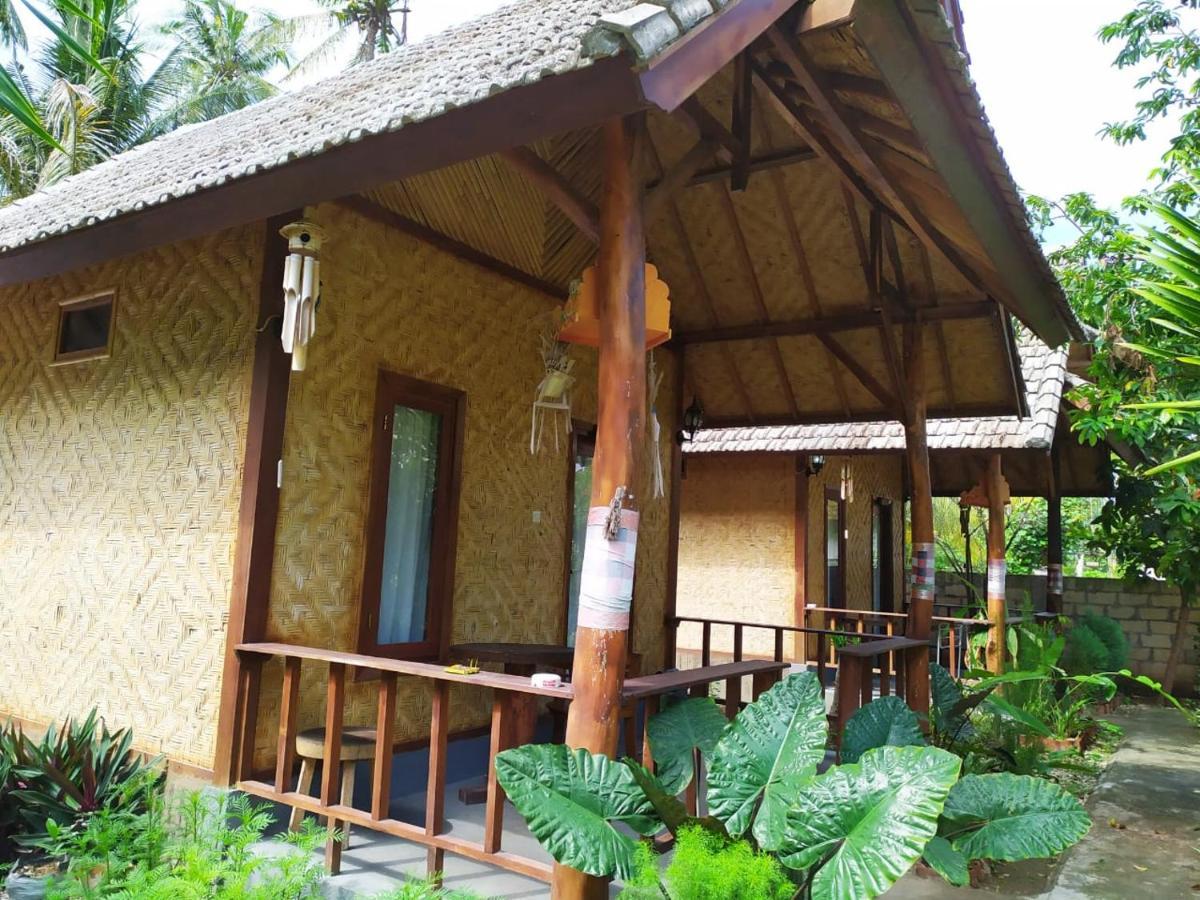 Full Moon Hostel Нуса Пенида Екстериор снимка
